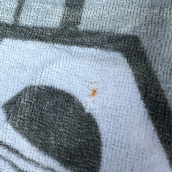 Disney 3 Beach Swim Towels Kids Nemo, Miles, Mickey Mouse - Picture 3 of 6